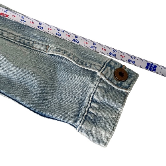 Lucky Brand - Dixie Denim Jacket - Fits like Small * - Light Blue Wash - Picture 8 of 8